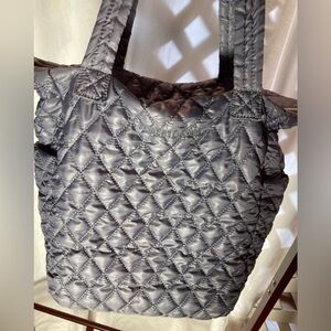 Roberto Coin gray quilted bag